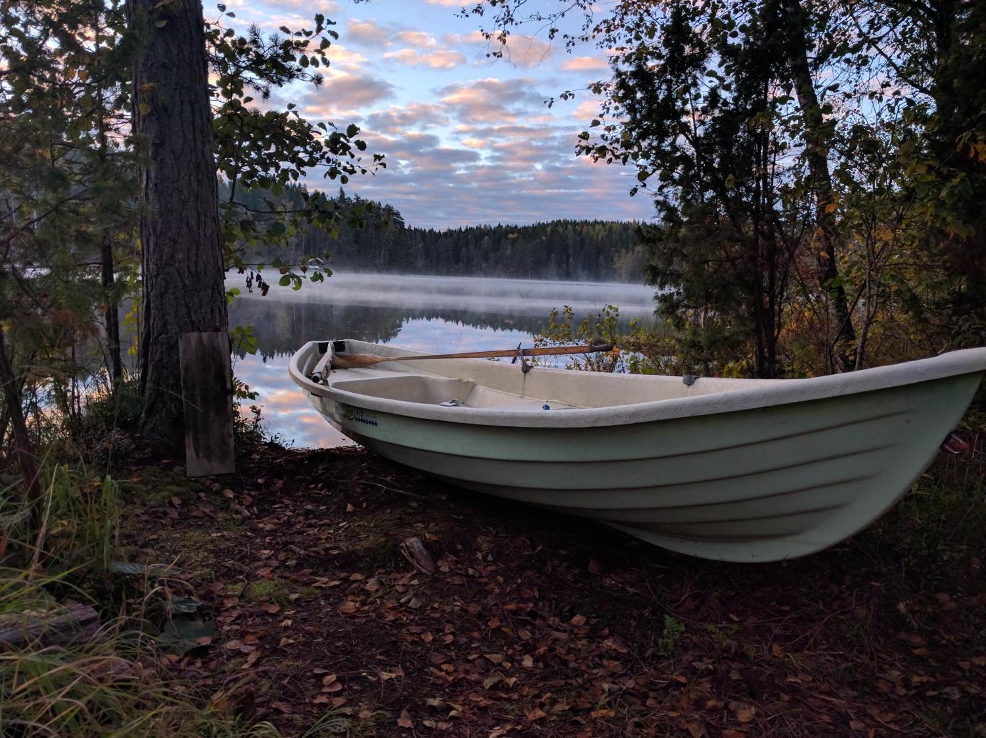 Hawkhill Cottage Resort Tervalampi Buitenkant foto